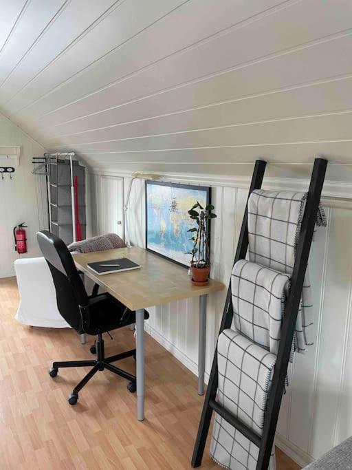 Appartement Koselig Garasjeloft! à Langevag Extérieur photo