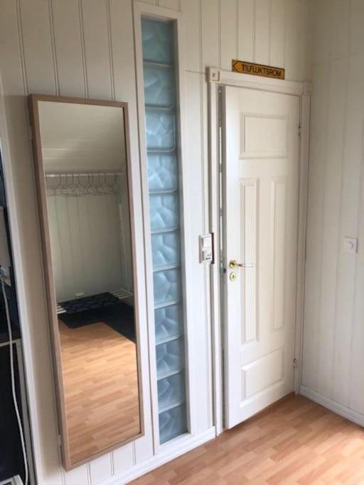 Appartement Koselig Garasjeloft! à Langevag Extérieur photo